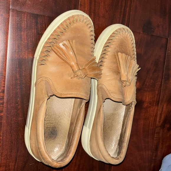 Vince Camuto brown slip on shoes tassels Size 8/38 Leather Kayleena - Picture 2 of 5